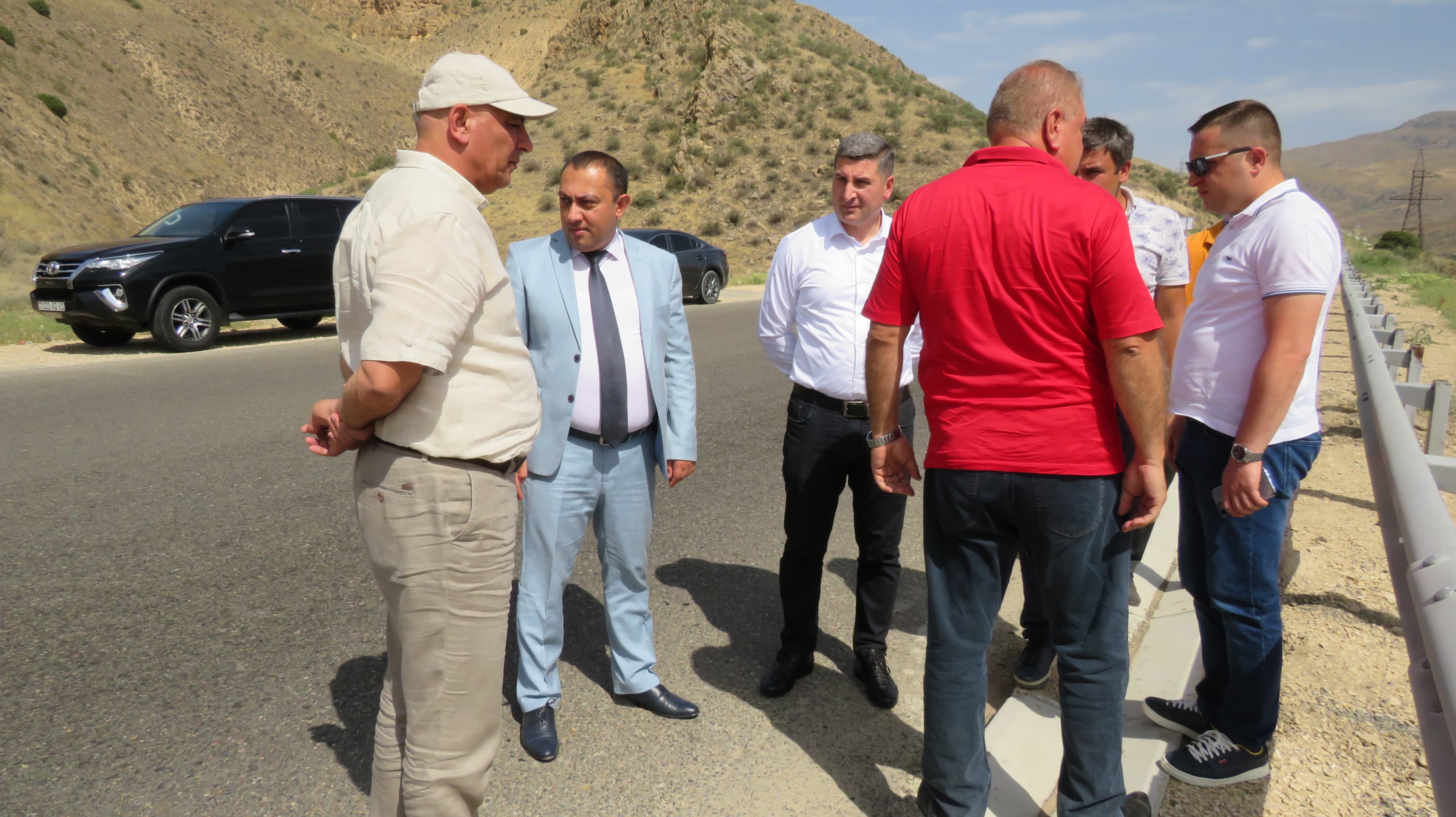 ՏԿԵ նախարարը Վայոց ձորում հետևել է պետական բյուջեի միջոցներով իրականացվող ճանապարհաշինական աշխատանքներին