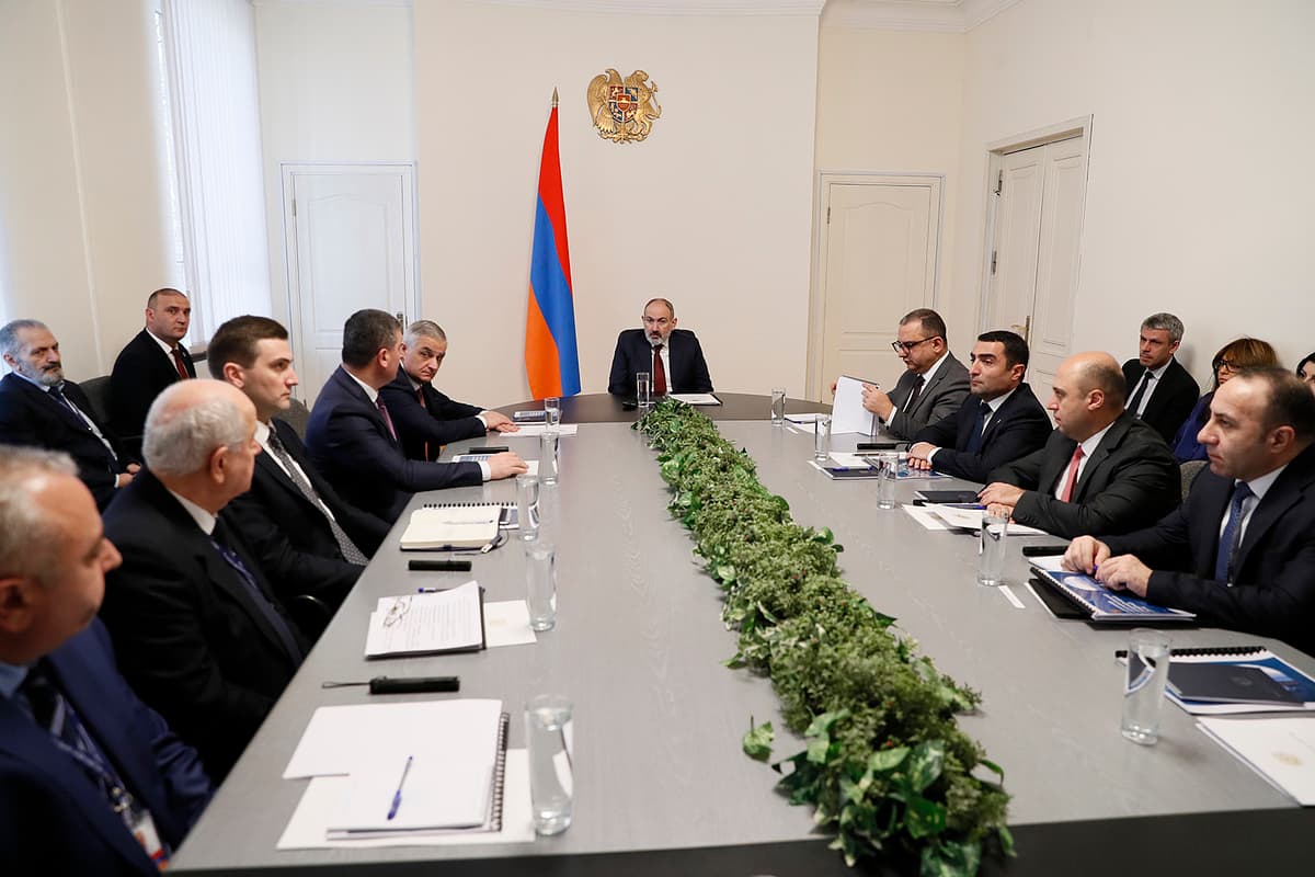 Վարչապետ Նիկոլ Փաշինյանն այցելել է ՀՀ Քաղաքացիական ավիացիայի կոմիտե և ծանոթացել կառույցի 2022 թվականի գործունեության հաշվետվությանը