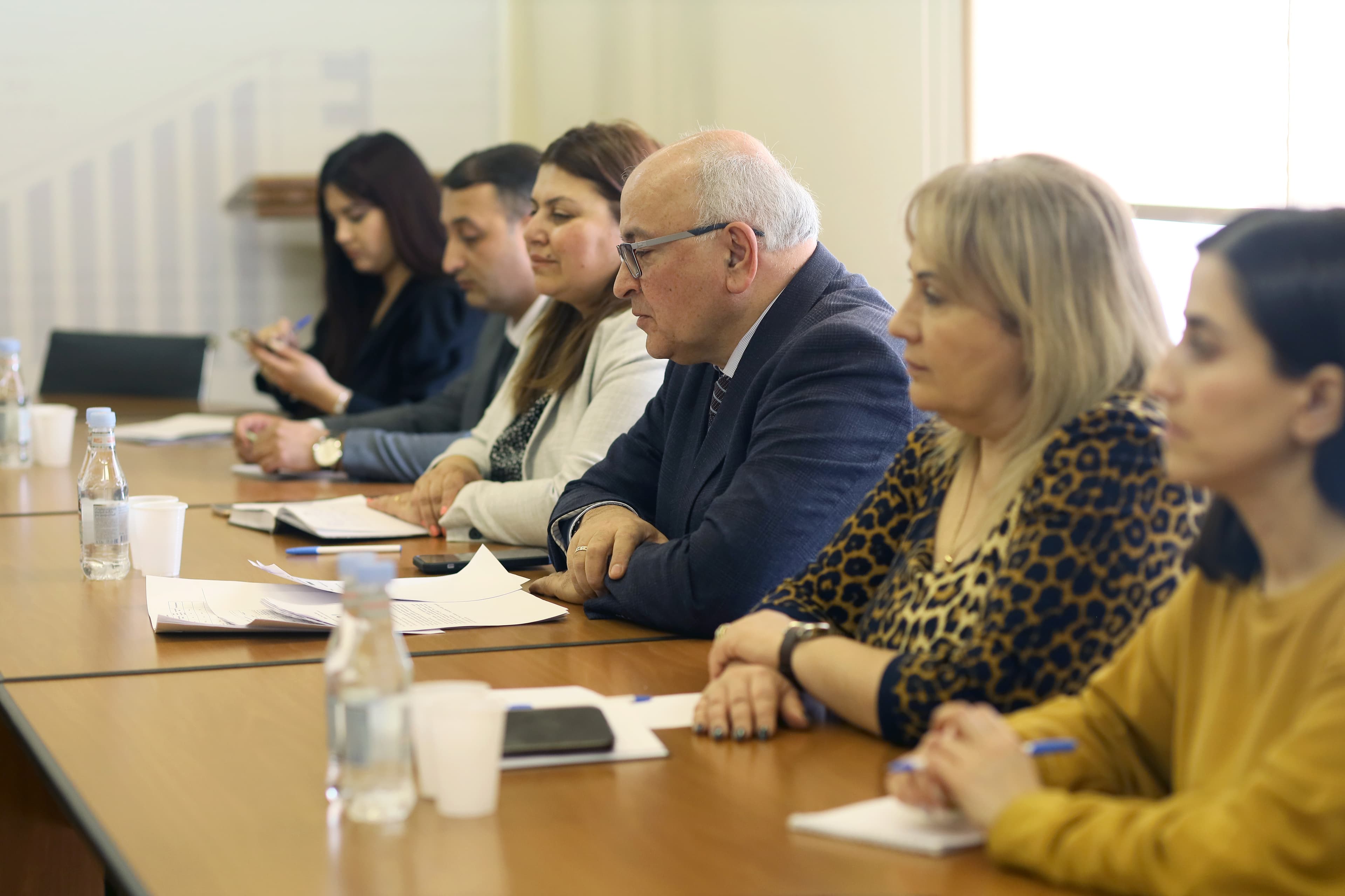 ՏԿԵ նախարաի տեղակալ Վաչե Տերտերյանը հանդիպել է Ֆրանկոֆոնիայի խաղերի միջազգային կոմիտեի տնօրեն Զեյնա Մինայի հետ: