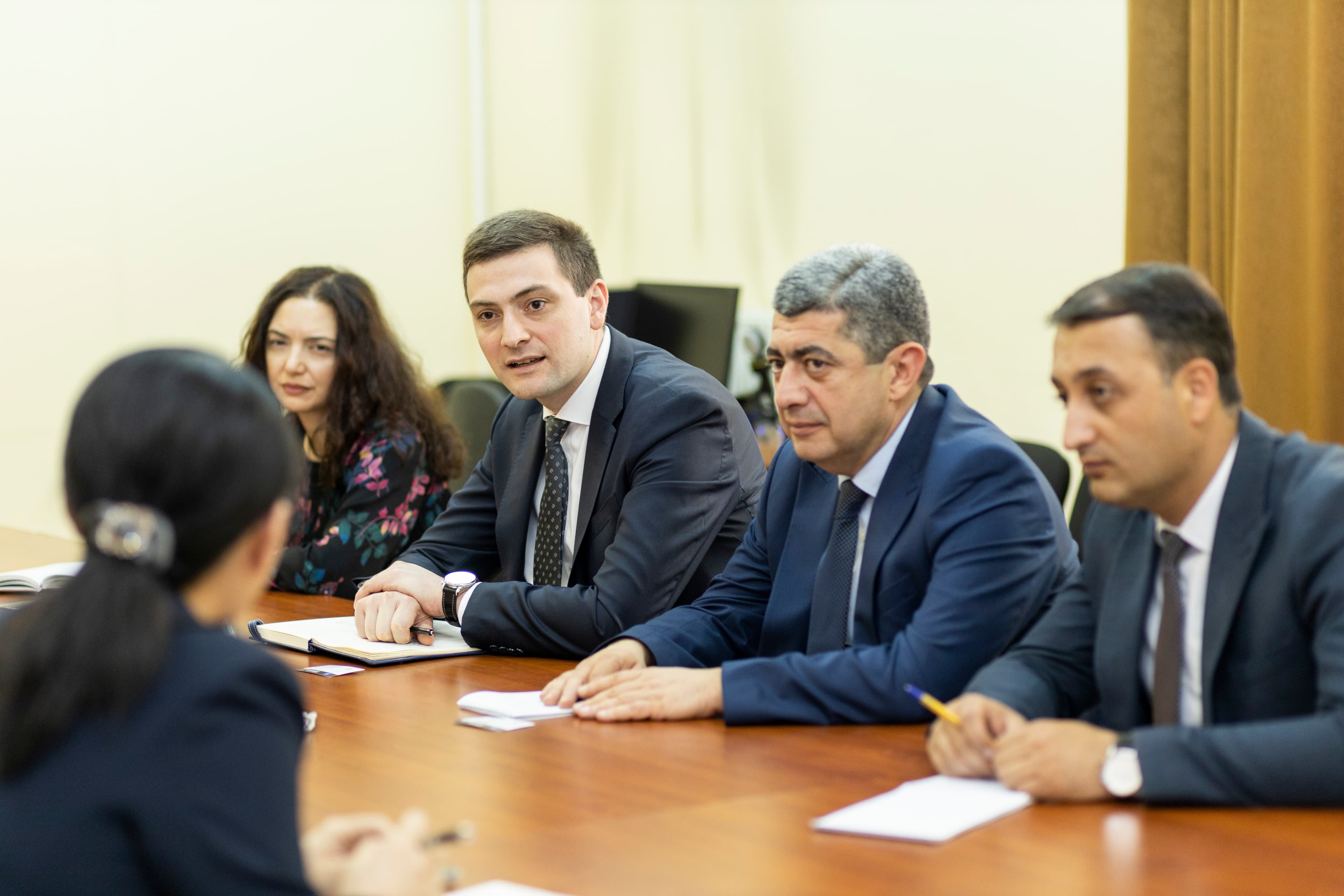 ՀՀ ՏԿԵ նախարարի տեղակալ Արմեն Սիմոնյանը  հանդիպել է China Southern Airlines  ընկերություն ներկայացուցիչներին