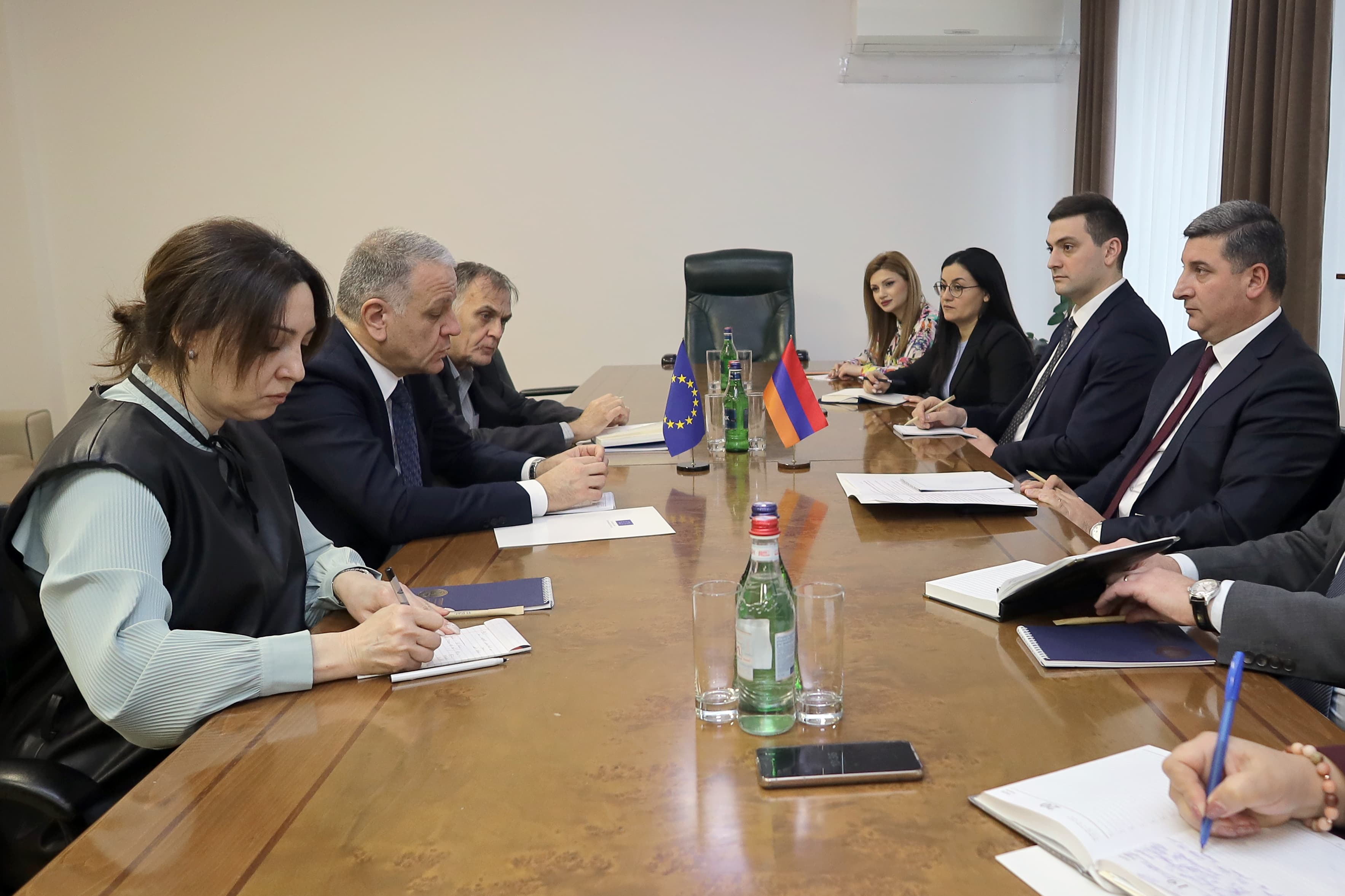 ՀՀ ՏԿԵ նախարար Գնել Սանոսյանն ընդունել է Հայաստանում ԵՄ պատվիրակության ղեկավար, դեսպան Վասիլիս Մարագոսին