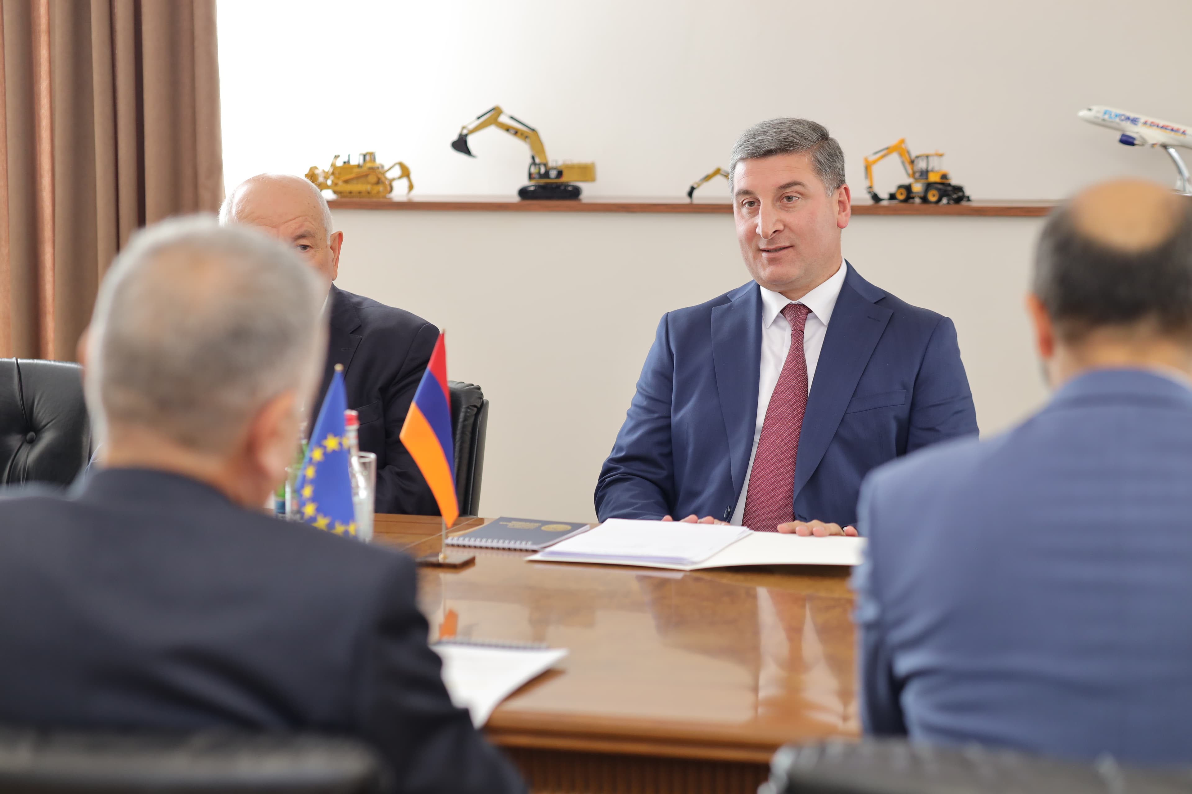 ՀՀ ՏԿԵ նախարար Գնել Սանոսյանն ընդունել է Հայաստանում ԵՄ պատվիրակության ղեկավար, դեսպան Վասիլիս Մարագոսին