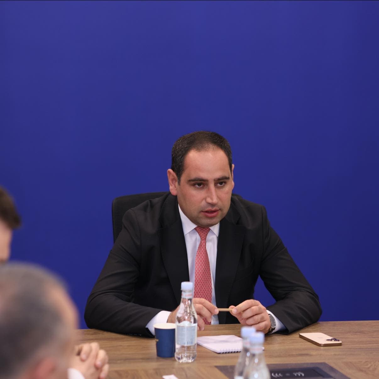 ՀՀ ՏԿԵ նախարար Դավիթ Խուդաթյանը նախարարությունում աշխատանքային խորհրդակցություն է անցկացրել