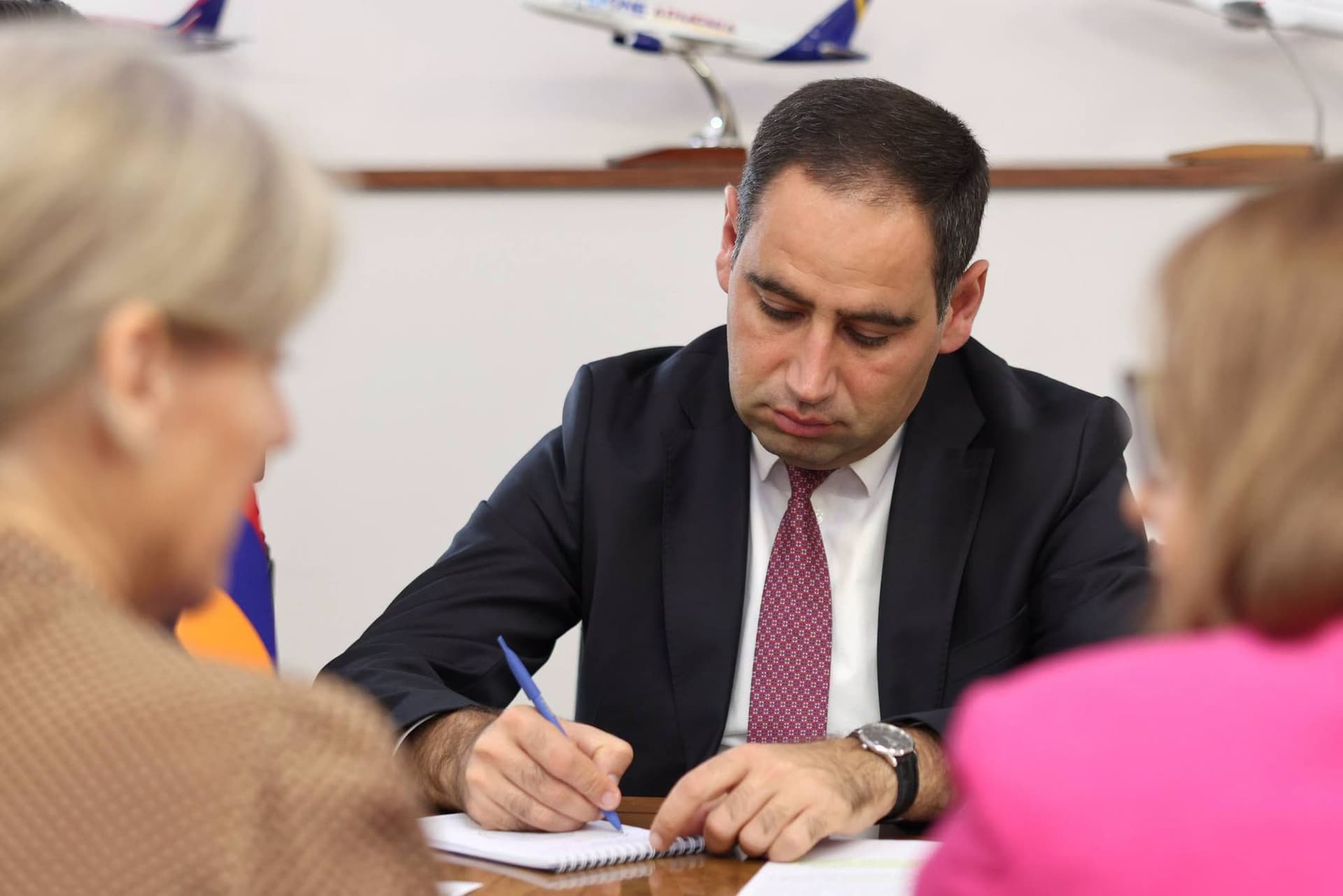 ՀՀ ՏԿԵ նախարար Դավիթ Խուդաթյանն ընդունել է ՀՀ-ում Շվեդիայի Թագավորության արտակարգ և լիազոր դեսպանին
