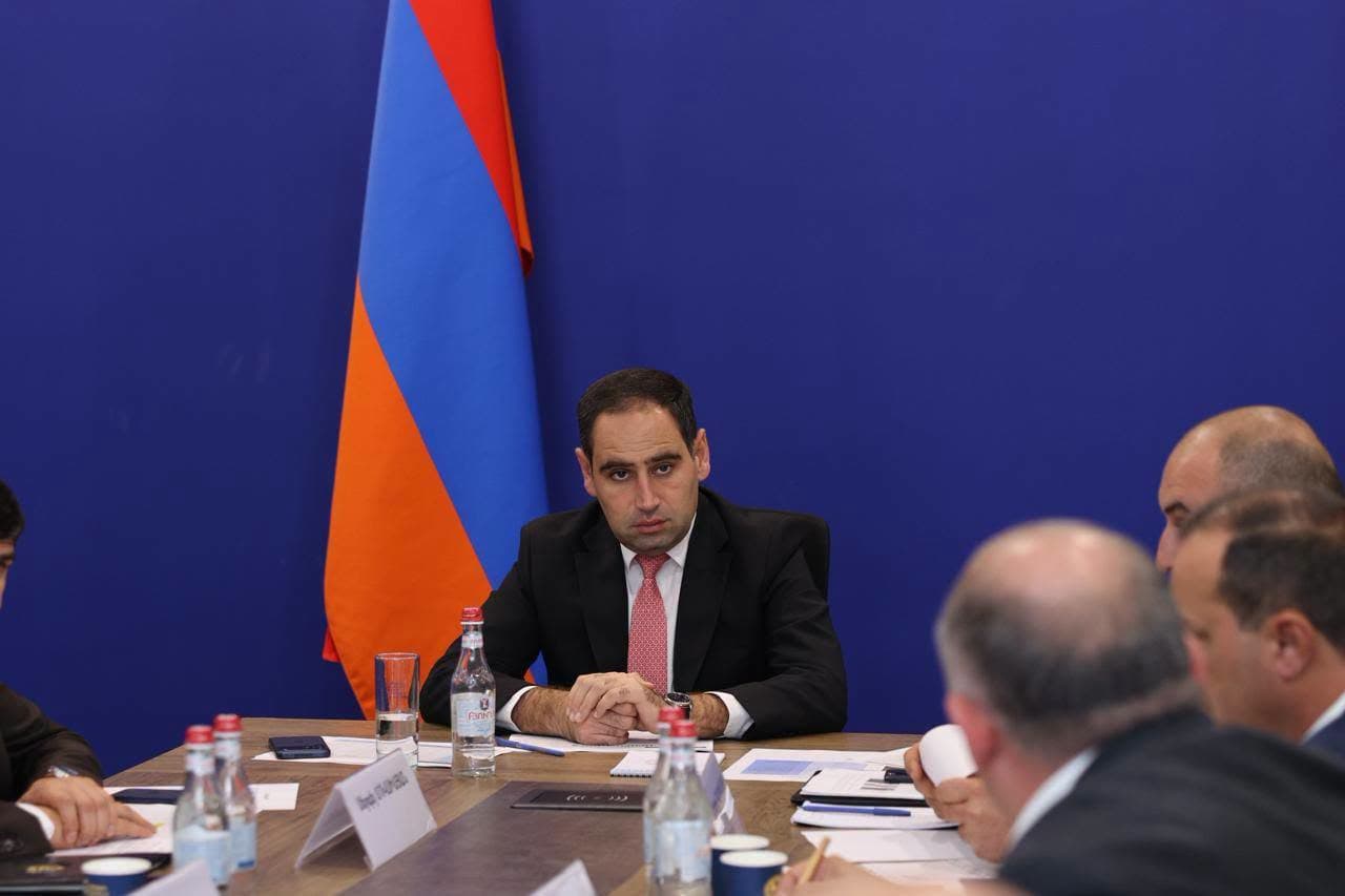 ՀՀ ՏԿԵ նախարար Դավիթ Խուդաթյանն աշխատանքային խորհրդակցություն է անցկացրել մարզպետների մասնակցությամբ