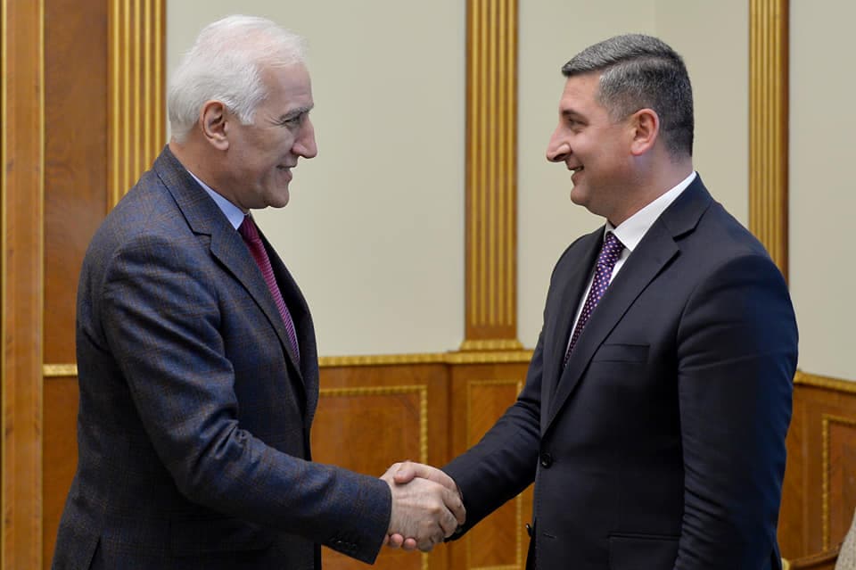 ՀՀ նախագահ Վահագն Խաչատուրյանն ընդունել է ՏԿԵ նախարար Գնել Սանոսյանին
