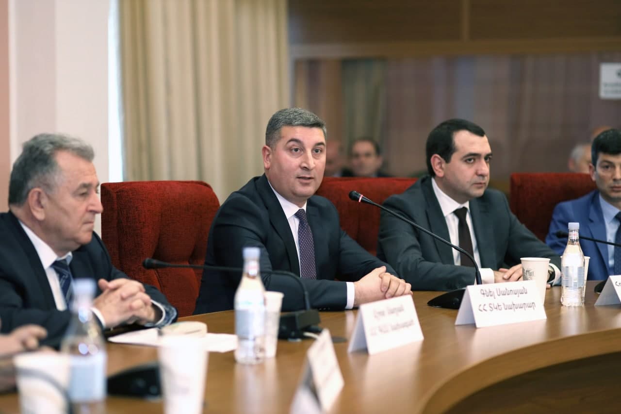 ՏԿԵ նախարար Գնել Սանոսյանը մասնակցել է «Հանրապետական երկրաբանական ֆոնդի» և Երկրաբանական թանգարանի հիմնադրման 85-ամյակին նվիրված միջոցառմանը