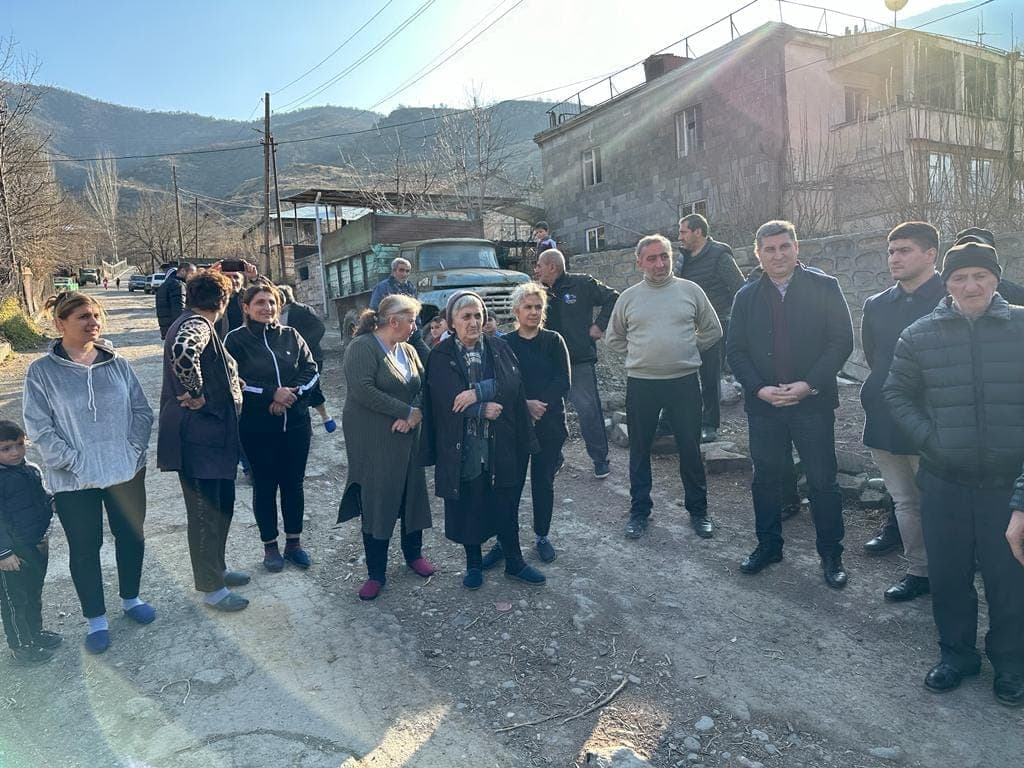 ՏԿԵ նախարար Գնել Սանոսյանը Սյունիքի մարզ կատարած աշխատանքային այցի շրջանակներում այցելել է Շուռնուխ, Բարձրավան և Որոտան բնակավայրեր