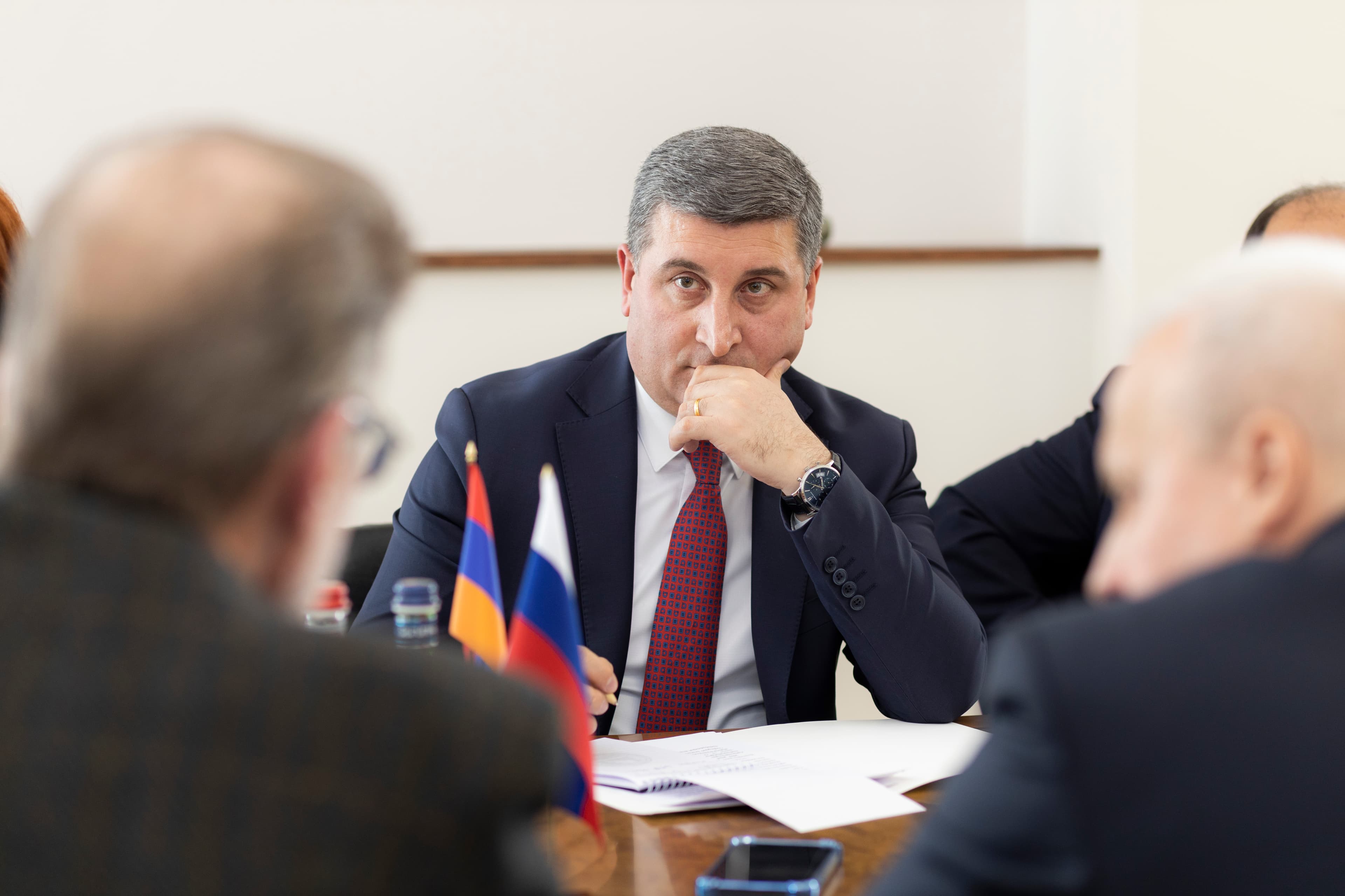 ՀՀ ՏԿԵ նախարար Գնել Սանոսյանն ընդունել է Հայաստանում ՌԴ արտակարգ և լիազոր դեսպան Սերգեյ Կոպիրկինին