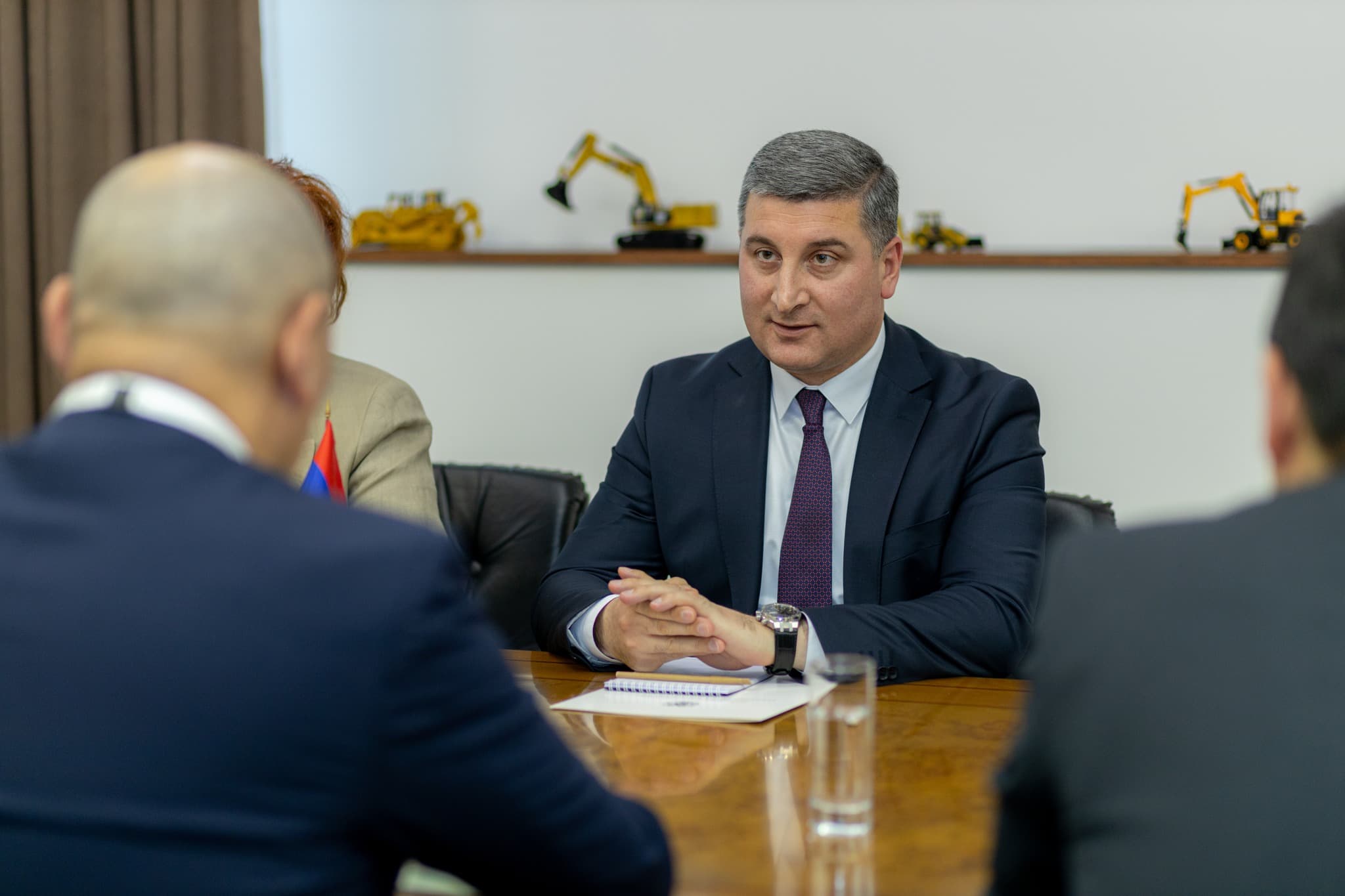 ՀՀ ՏԿԵ նախարար Գնել Սանոսյանն ընդունել է Ղազախստանի արդյունաբերության և շինարարության նախարար Կանատ Բիսիմբաևի գլխավորած պատվիրակությանը