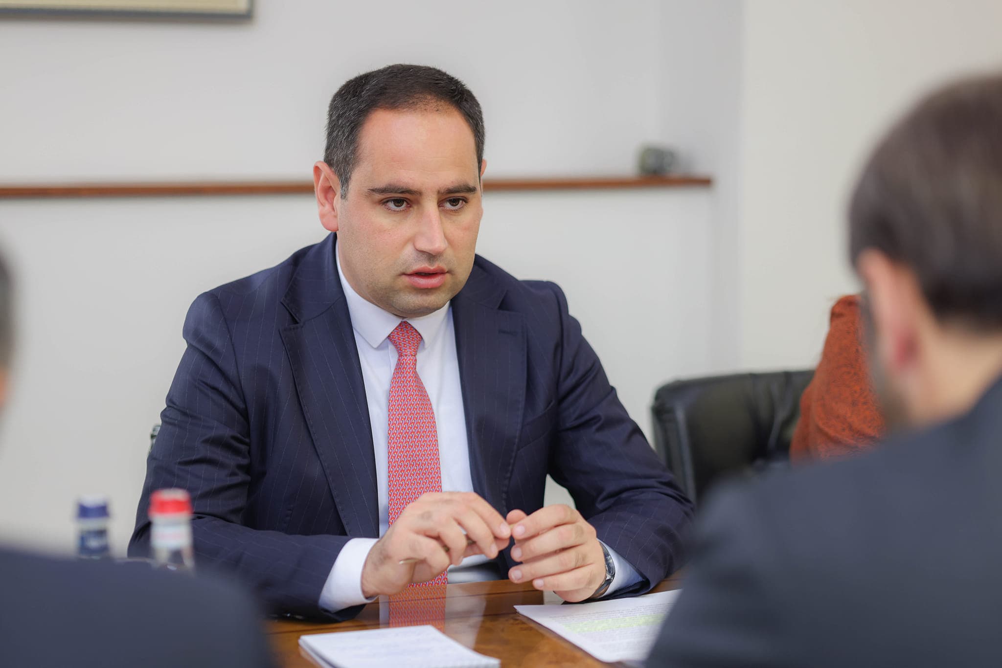 ՀՀ ՏԿԵ նախարար Դավիթ Խուդաթյանն ընդունել է Վերակառուցման և զարգացման եվրոպական բանկի Երևանի գրասենյակի ղեկավար Ջորջ Ախալկացին