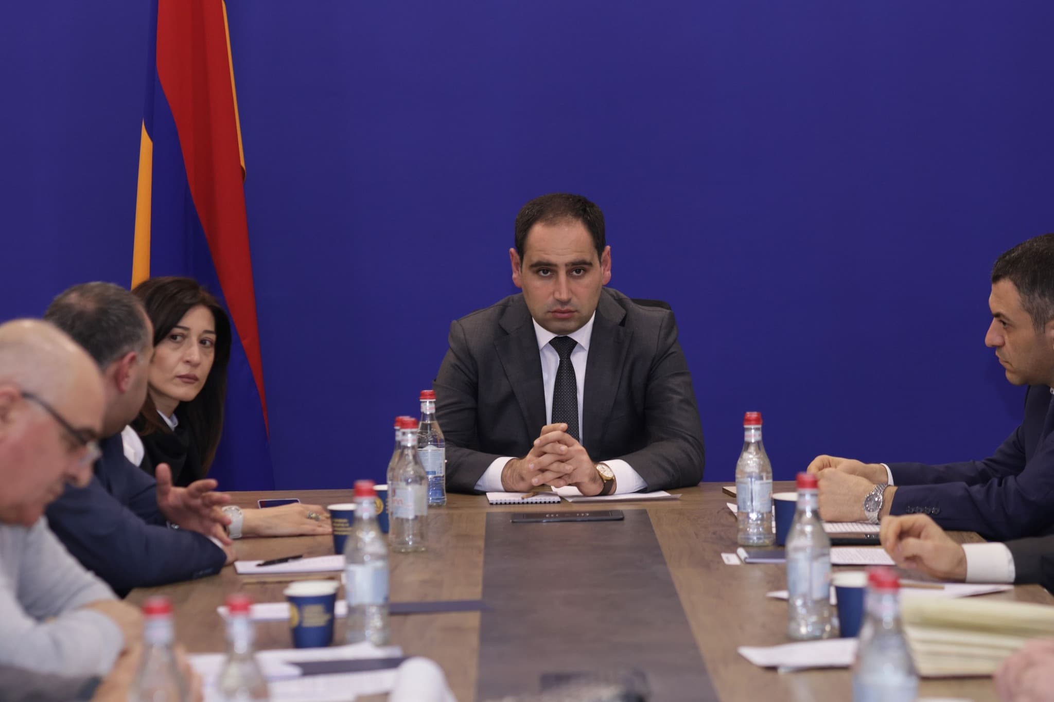 ՀՀ ՏԿԵ նախարար Դավիթ Խուդաթյանն ընդունել է Հաղթանակ թաղամասի բնակիչներին